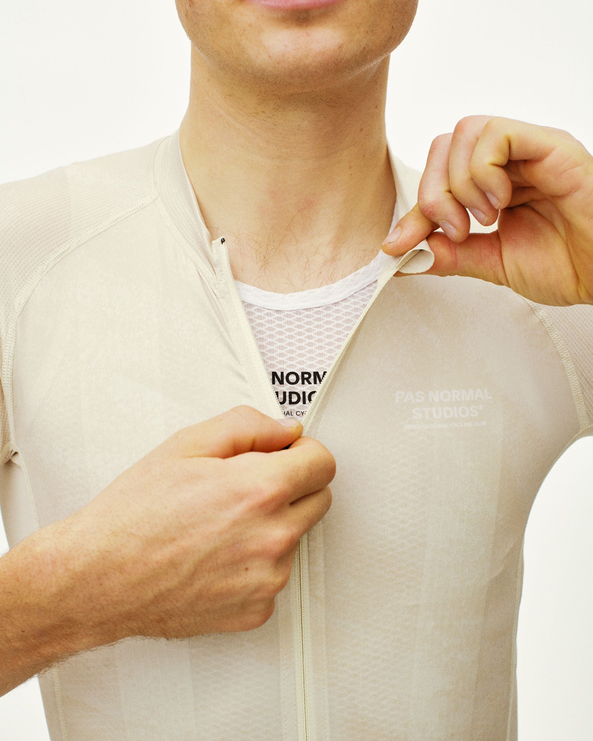Maillot Manga Corta Pas Normal Studios Mechanism Hombre AOP Off White #6